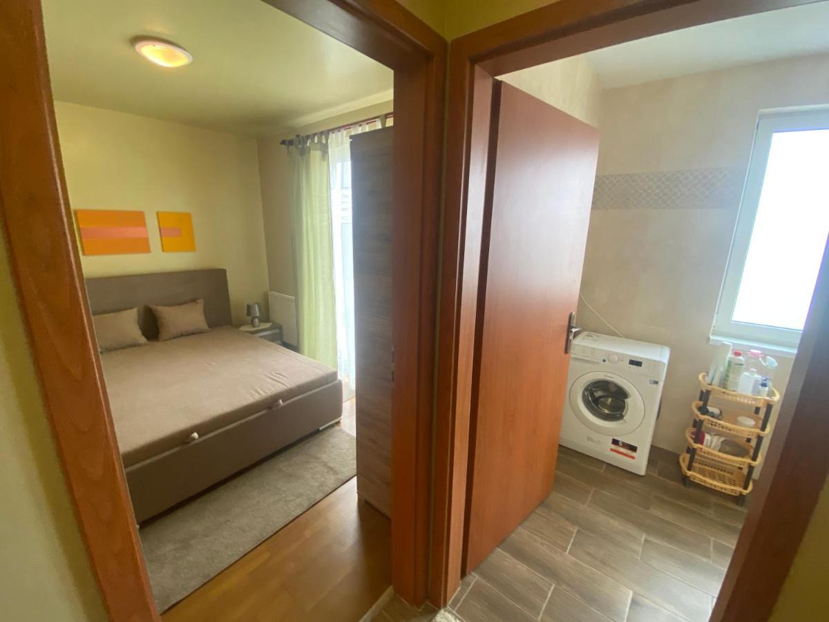 Thermal Apartman ไฮจ์ดุสโซบอสโล ภายนอก รูปภาพ